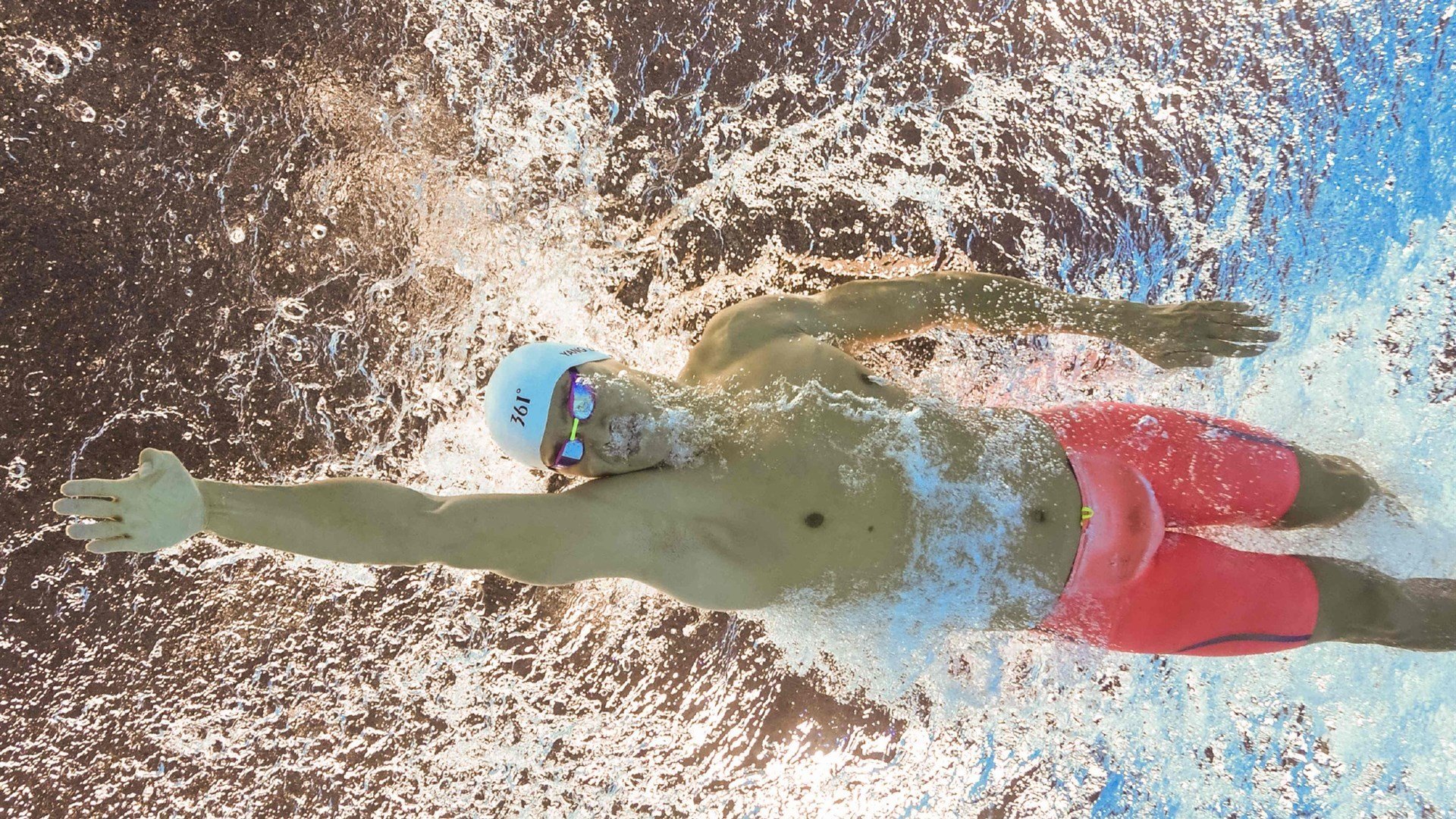 开云体育首页-“亚戈·卡尔曼的传球技术与进攻创意,成就阿根廷美洲狮队的崛起”