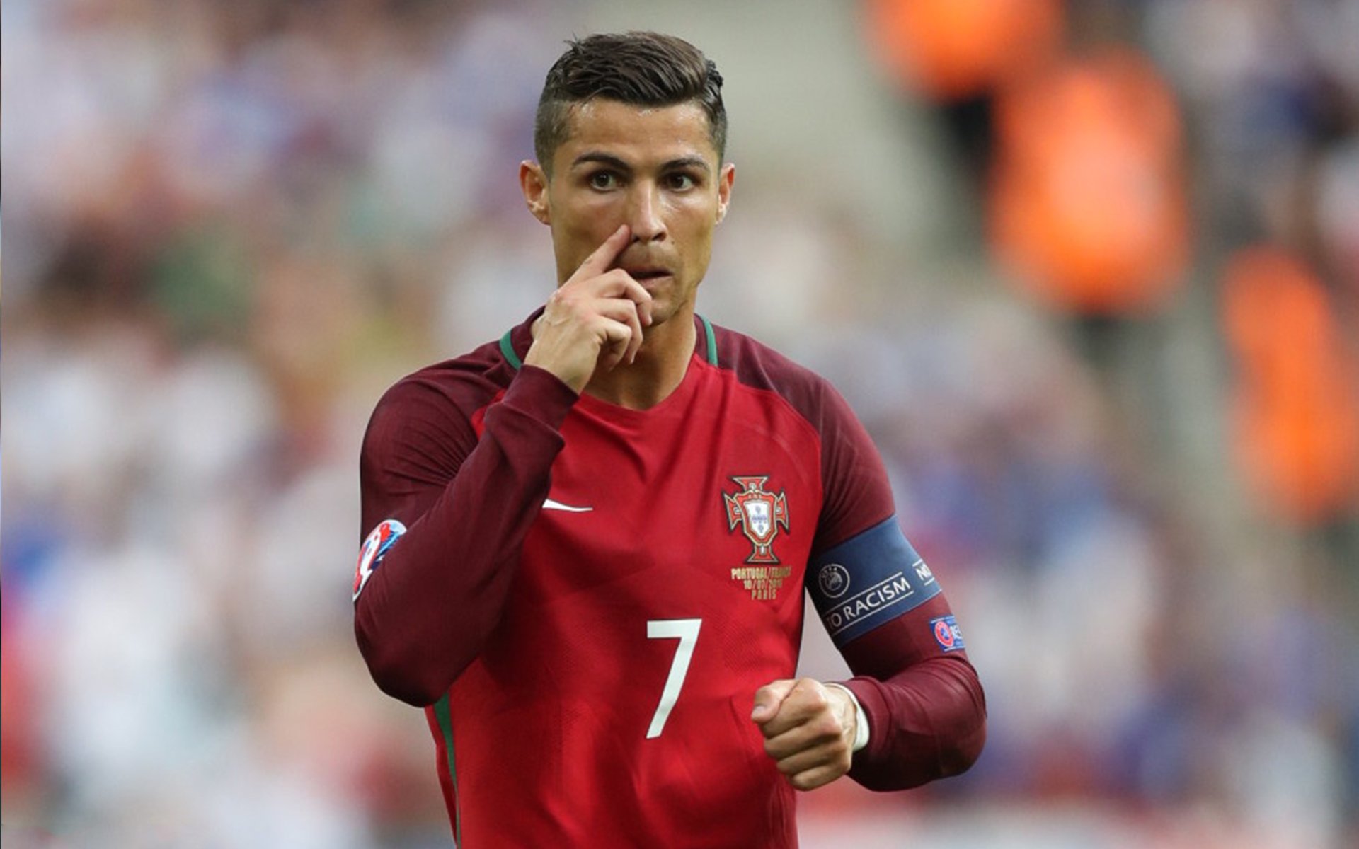 朱婷鼓励队友突破自我迎接挑战,朱婷带队出发